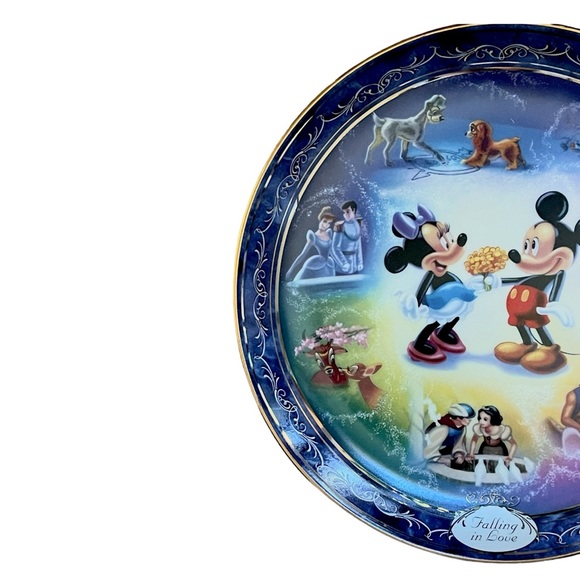 Bradford Exchange Magical Disney Moments Falling In Love Collector's Plate 3025A - Picture 6 of 9